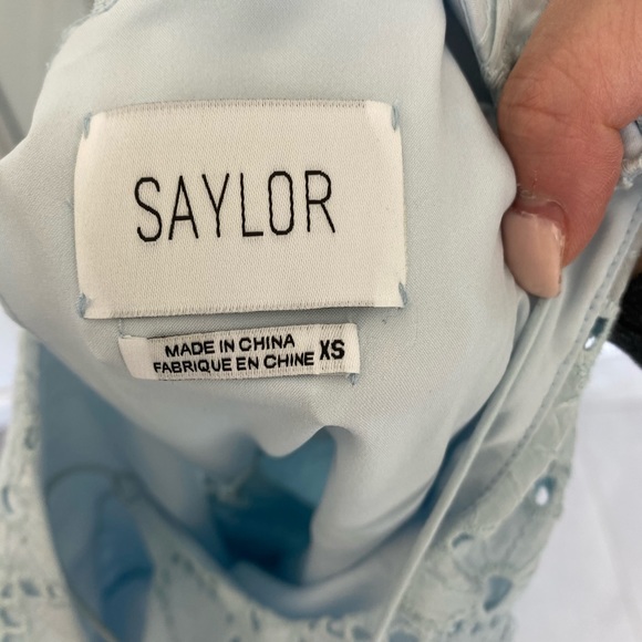 Blue lace maxi dress - Picture 4 of 5